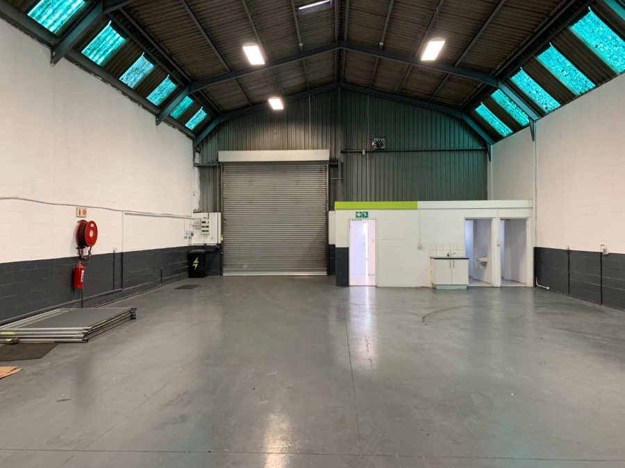To Let commercial Property for Rent in Parow East Western Cape